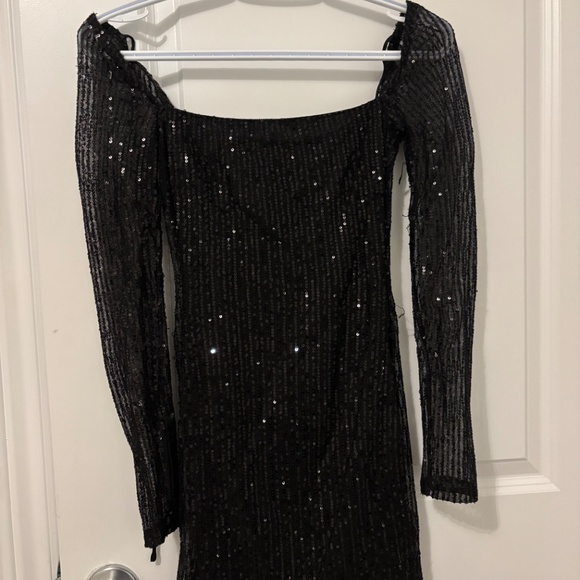Lucy in the sky black sequin dress - Picture 2 of 2
